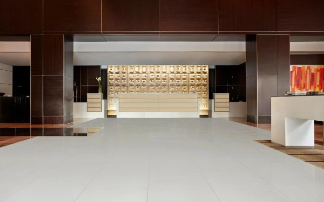 Loews Atlanta Hotel