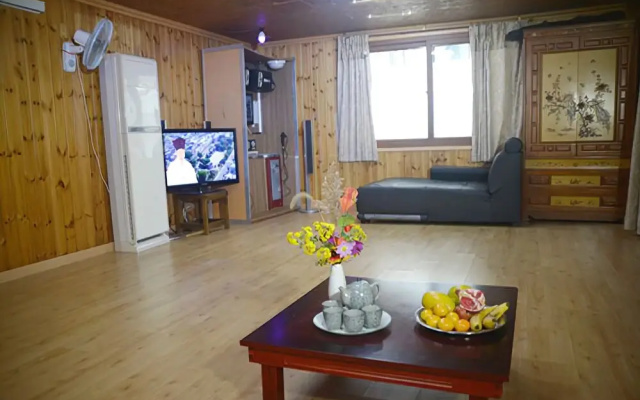 Hwaseong Natural Love Pension
