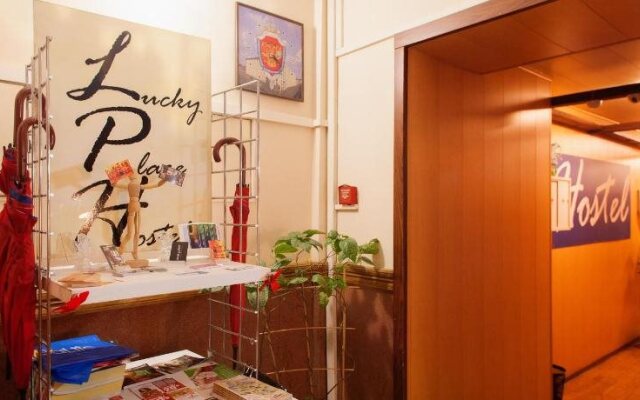 Lucky Place Hostel