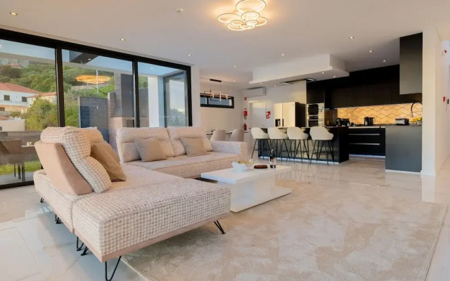 Villa Luxe by Atlantic Holiday