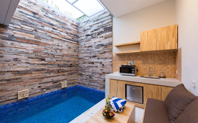 Paisa Seminyak Living