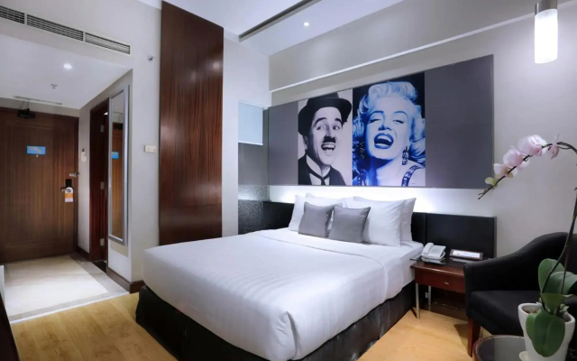Grand Candi Hotel