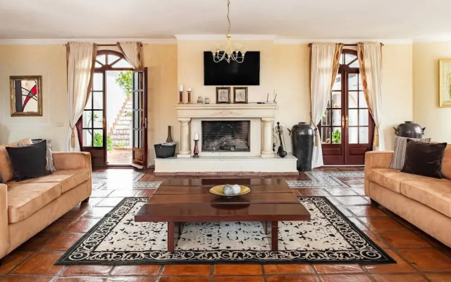 Luxury 7 Bed Villa in Exclusive El Madronal ,marbella, Andalucia