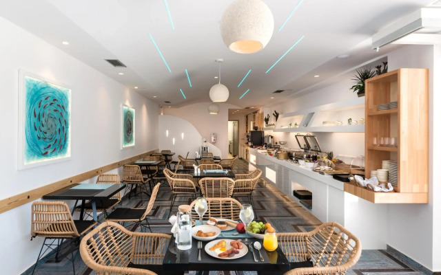 Marvarit Suites