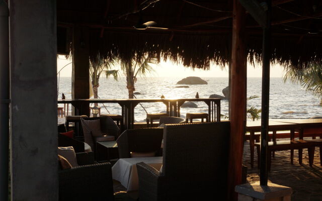 Rocks Beach Boutique Bungalows