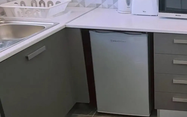 14 AN - 114 Nissi Twins Apartment