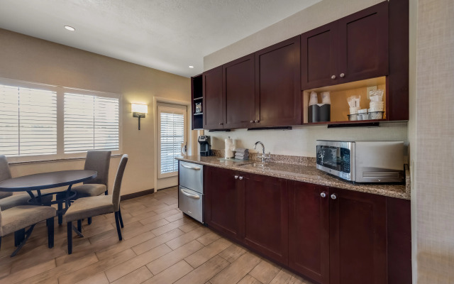 Best Western Plus Canyonlands Inn