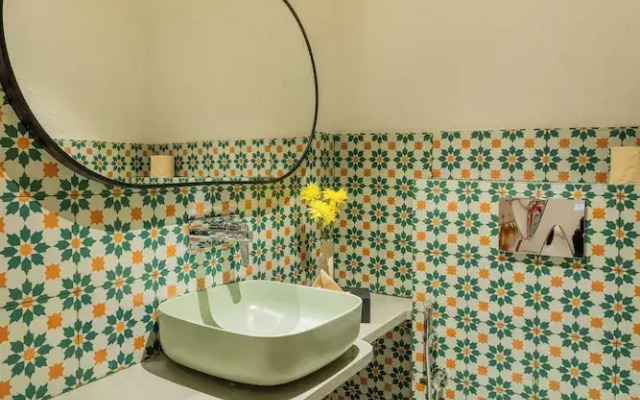 ELIVAAS Kamerios Verano 1 BHK with Pool