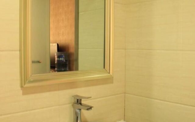 Shuixiangge Business Hotel