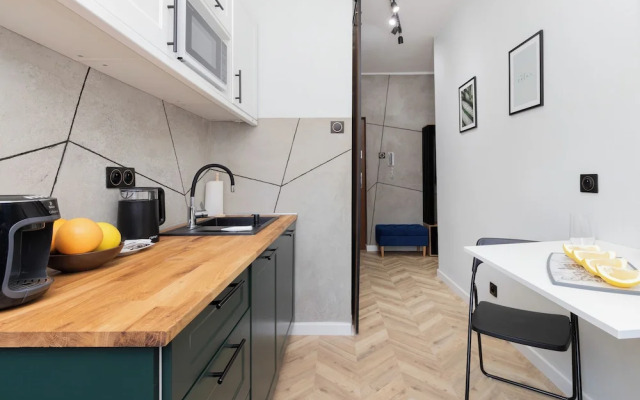Old Town Apartment Garncarska by Renters