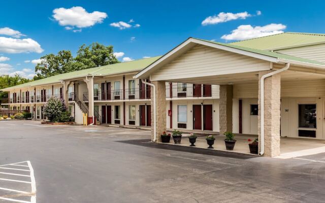 Red Roof Inn Monteagle, TN