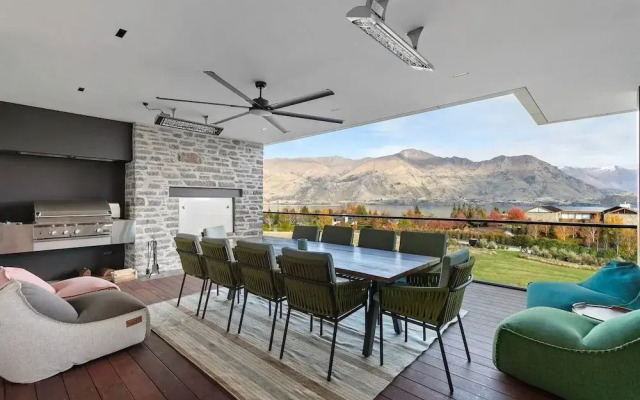 Ridgecrest - Lake Views - Sleeps 12