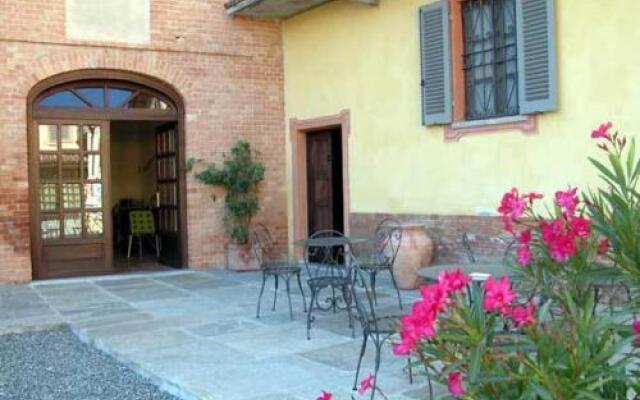 Cascina La Carlotta