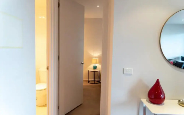 Modern 2 Bedroom Apartment In Brunswick