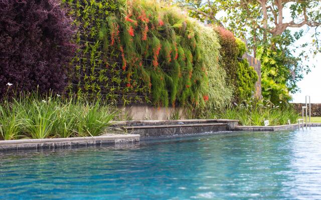 Holiday Inn Mauritius Mon Tresor by IHG