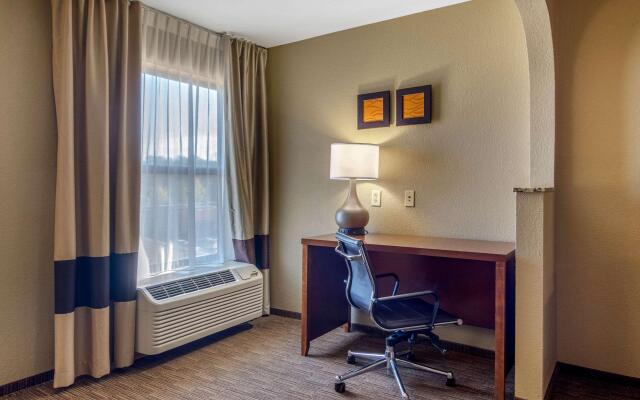 Comfort Inn & Suites La Grange