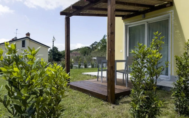 Aparthotel 4 Stars Sarzana