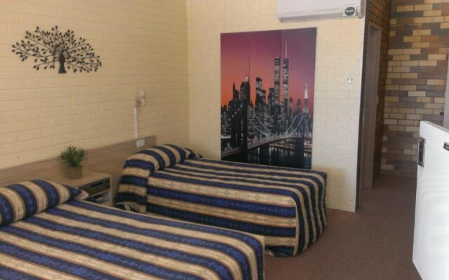 Jillaroo Motor Inn