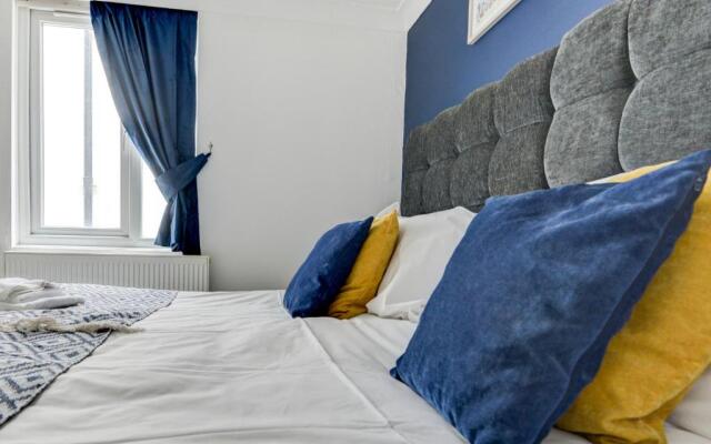 2 Bedroom Apartment - Queens Square Flat 1 Brighton
