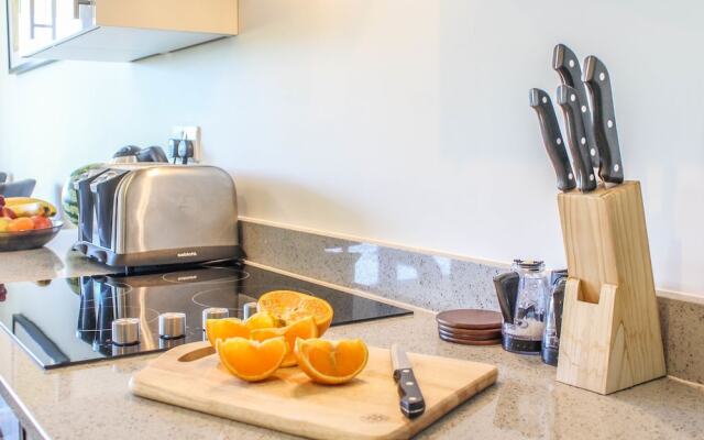West Swindon Serviced Apartment