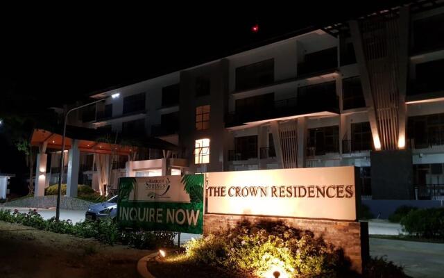 The Crown Residences at Harbour Springs