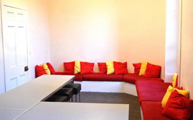 City Centre Large Group Holiday Apartments