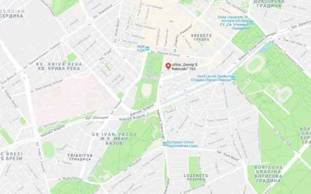 Top Center Apartment 2