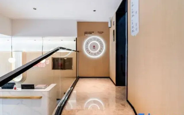 Shankee Hotel (Shanghai Qingpu Baolongguangchang Huijin Road Subway Station)
