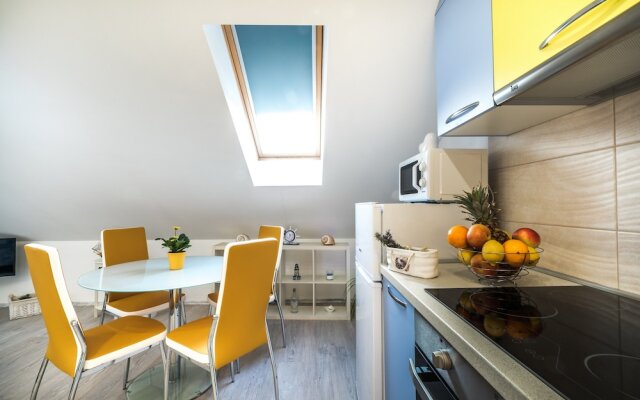 Apartments & Rooms Sunshine Home