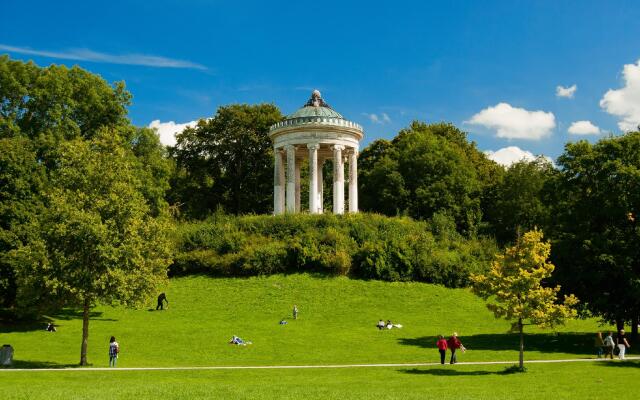 Living Hotel am Deutschen Museum by Derag