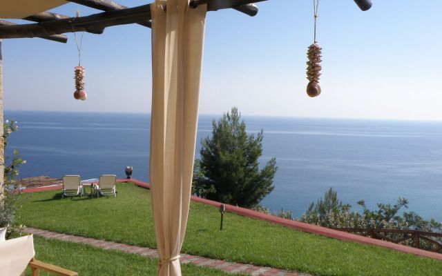 Koumaros Villas