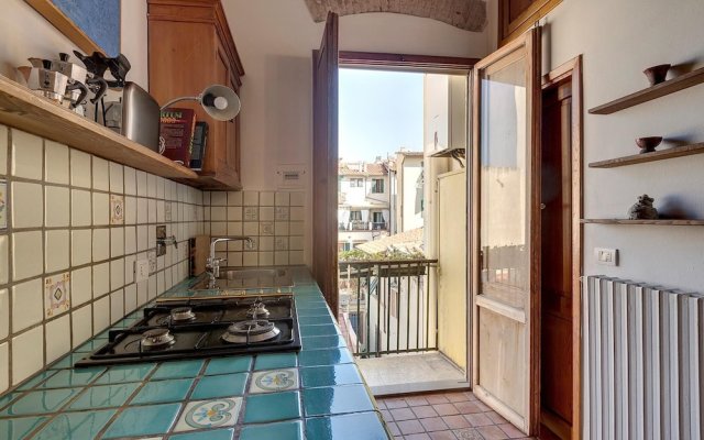 Mezzo 24 in Firenze With 2 Bedrooms and 1 Bathrooms