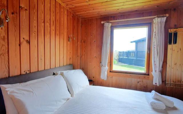 10 Pinewood Retreat