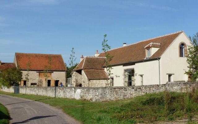Luxurious Farmhouse in Braize