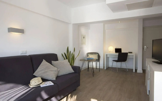 Las Gaviotas Suites Hotel