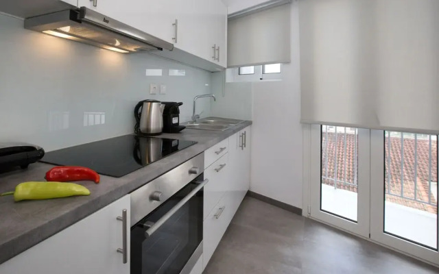 Roomy & Comfortable Apt Near Acropolis by GHH