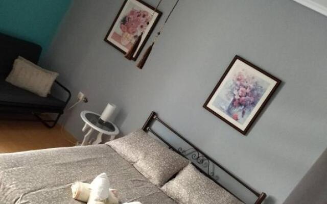 Georgia's apartment 5