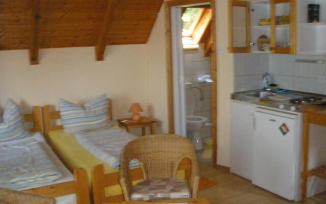 Mirtill Apartmanház
