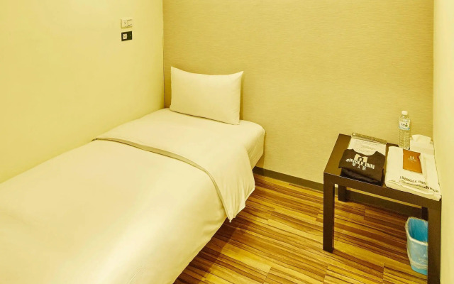 Single inn kaohsiung Lisen Hostel