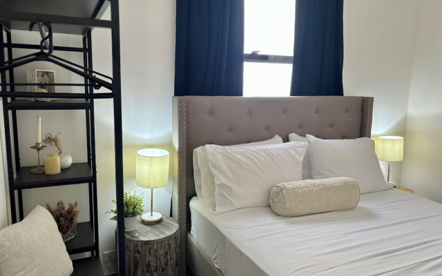 Downtown Prime Apartment - Walk to Ferry