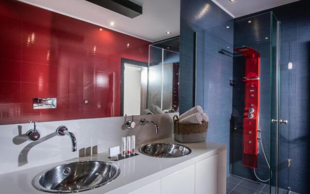 Maison De Mare, 4BR Central Luxury Beach Residence