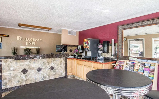 Rodeway Inn Flagstaff - Downtown