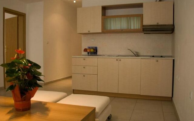 Sunny Apartment in a Complex with a Pool And Gym by Flаt Manаger