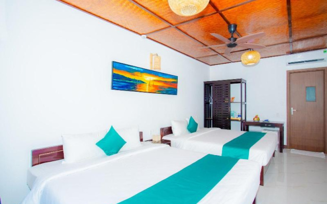 Adora Bay Ke Ga Beach Resort - Onsite Water Park – Guest Rooms – Thuan Nam