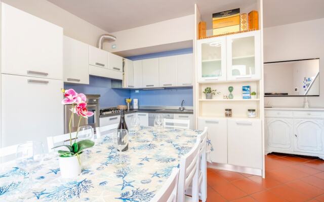 Beautiful Home in Massa With Wifi and 3 Bedrooms