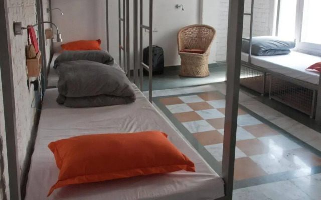 Jugaad Hostels