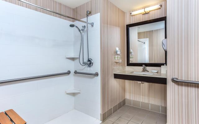 Holiday Inn Louisville Airport - Fair/Expo by IHG