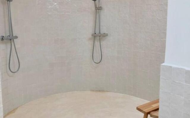 The Cliffs Vicedo - The Harbour