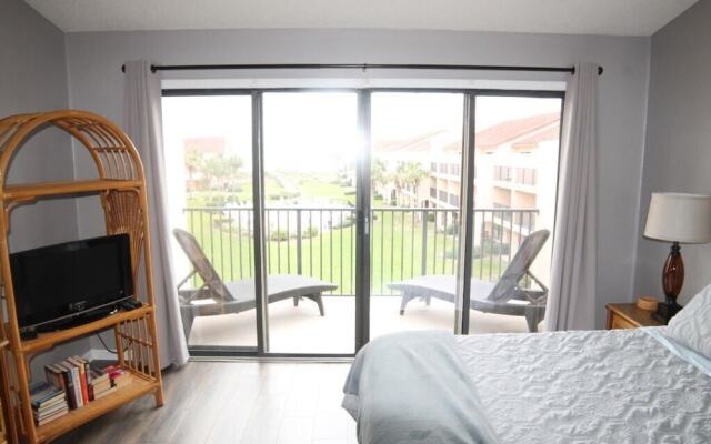 Sea Place 13239 2 Bedroom Condo by RedAwning