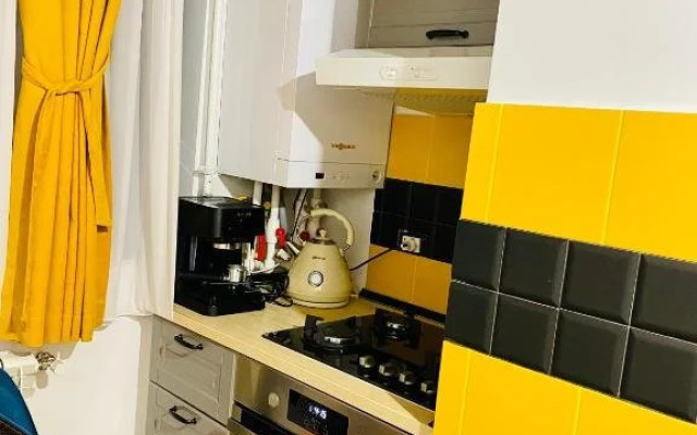 Beach Vibe Central cm